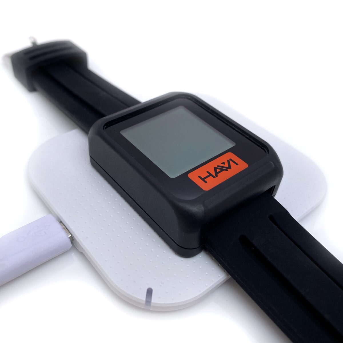 havi-product-havi-watch-with-charger-01